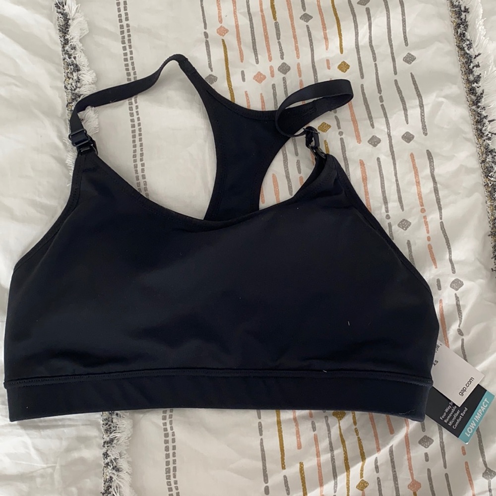 NWT!! Women’s Nursing Sports Bra.